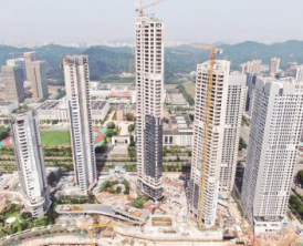 防墜安全器是深港國際中心建筑工人的安全守護者